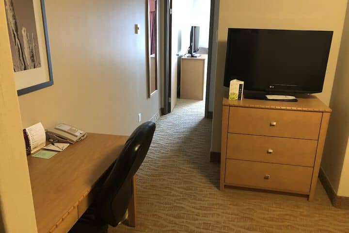 Room 12 of 69