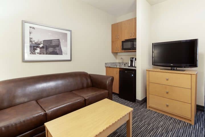 Room 18 of 69